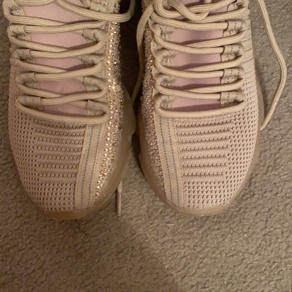 Steve Madden Maxima Blush Multi Sneakers - Picture 7 of 9